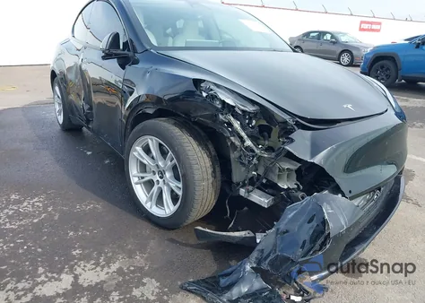 2022 Tesla Model Y Long Range Dual Motor All-Wheel Drive из США, поврежденный, VIN 7SAYGAEE5NF543820